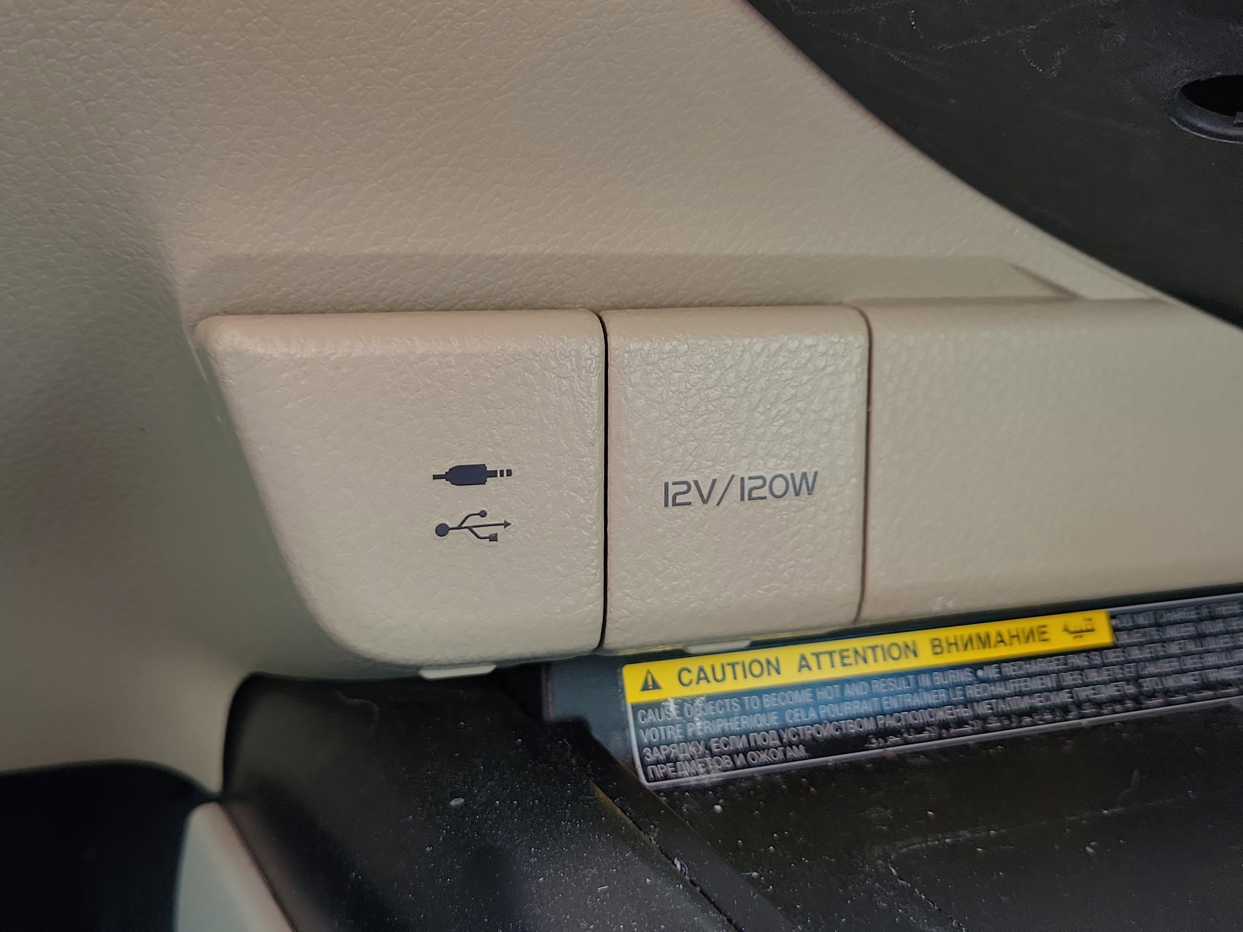 Used 2019 Toyota Camry LE w/ Sunroof Package image 28