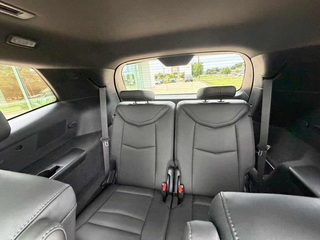 Used 2020 Cadillac XT6 Premium Luxury FWD image 21