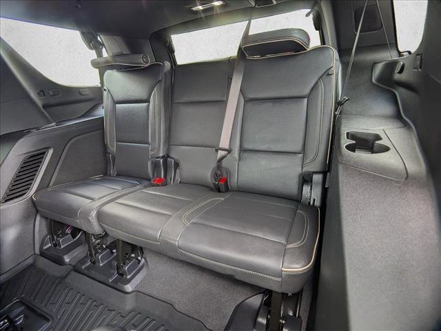 Used 2025 GMC Yukon Elevation AWD/4WD image 19