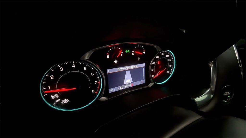 Used 2023 Chevrolet Traverse LT image 9