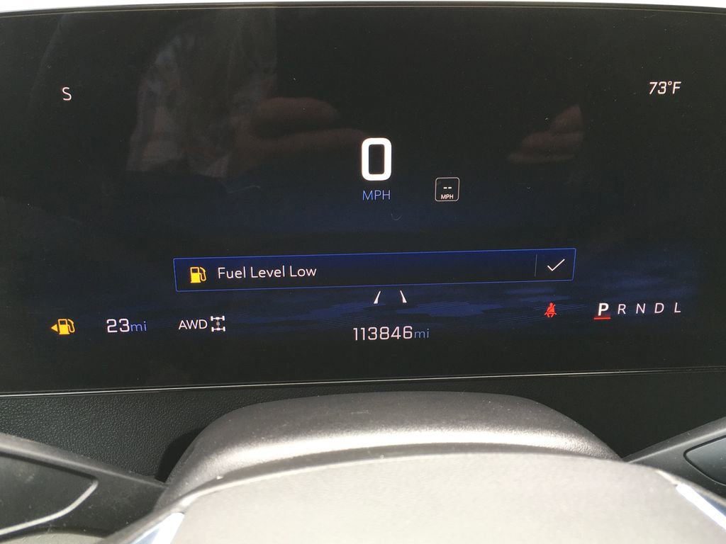 Used 2024 Chevrolet Traverse LT w/ Midnight/Sport Edition AWD/4WD image 2