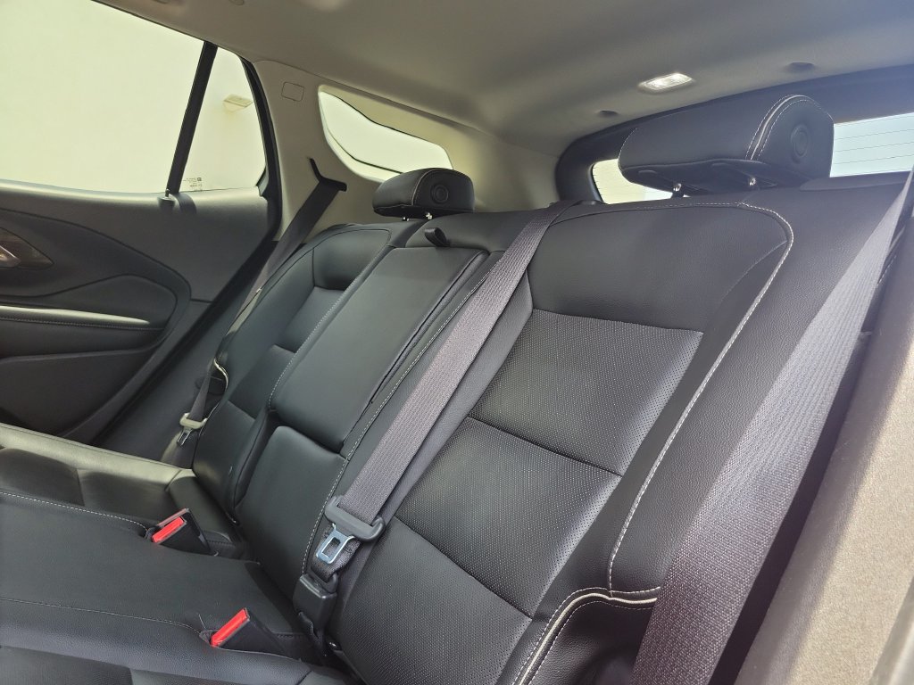 Used 2019 GMC Terrain Denali w/ Advanced Safety Package FWD image 15