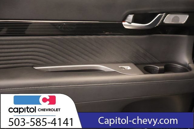 Used 2023 Hyundai Palisade Calligraphy w/ Cargo Package FWD image 31