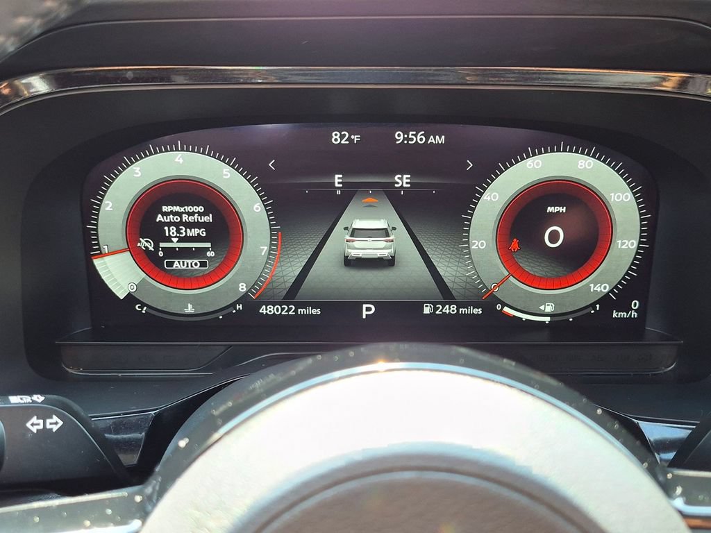 Used 2023 Nissan Pathfinder Platinum AWD/4WD image 14
