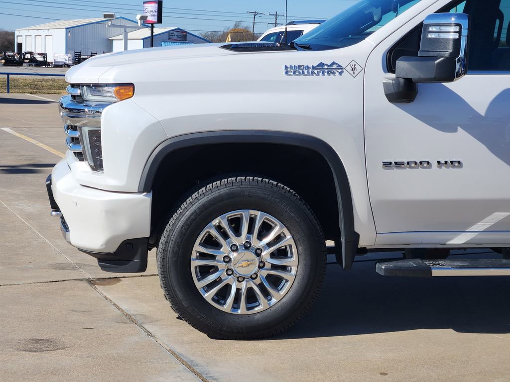 Used 2021 Chevrolet Silverado 2500 High Country image 9
