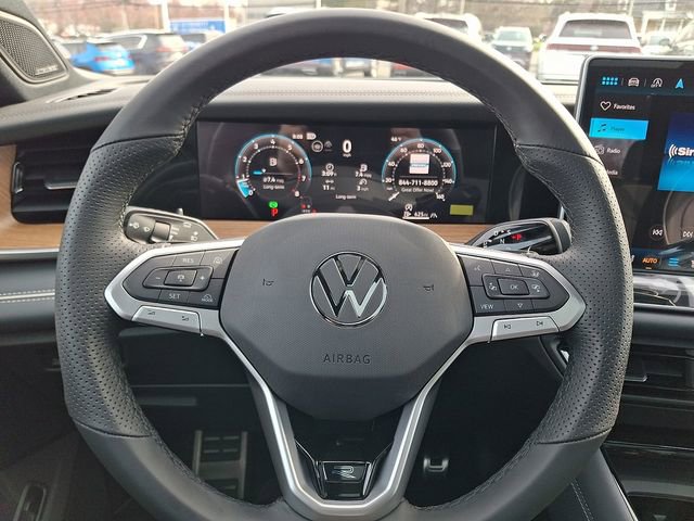 New 2026 Volkswagen Tiguan SEL R-Line image 10