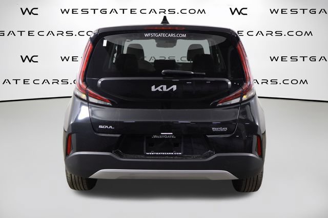 Used 2023 Kia Soul LX FWD image 40