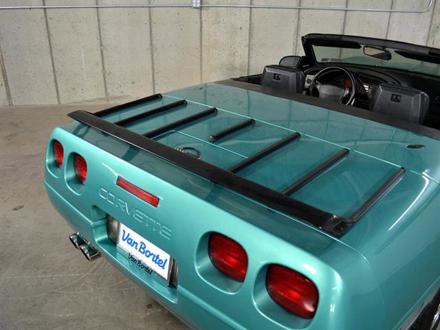 Used 1991 Chevrolet Corvette Convertible image 12