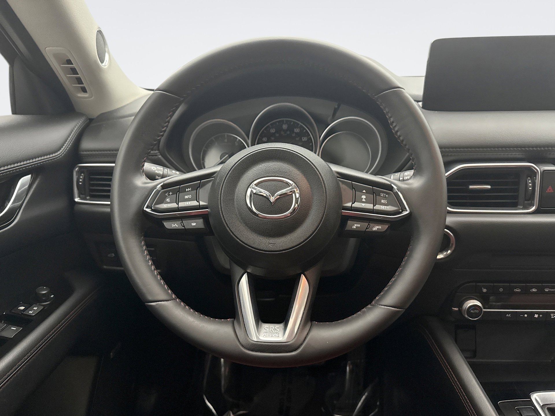 Used 2023 MAZDA CX-5 Carbon Edition image 12