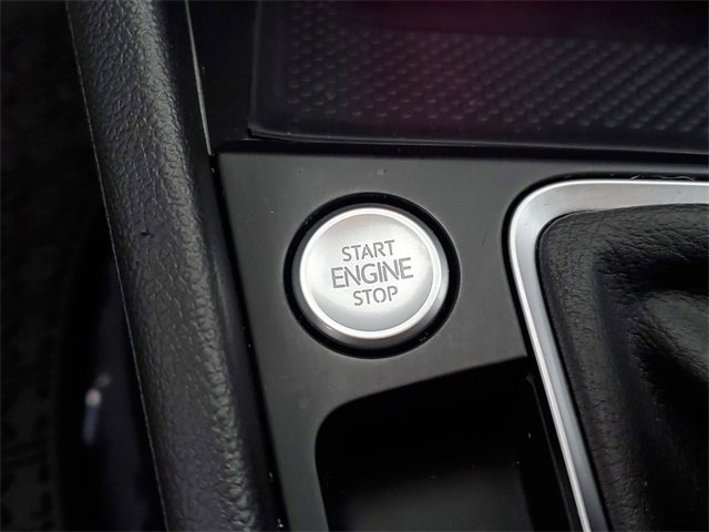 Used 2022 Volkswagen Jetta SEL image 29