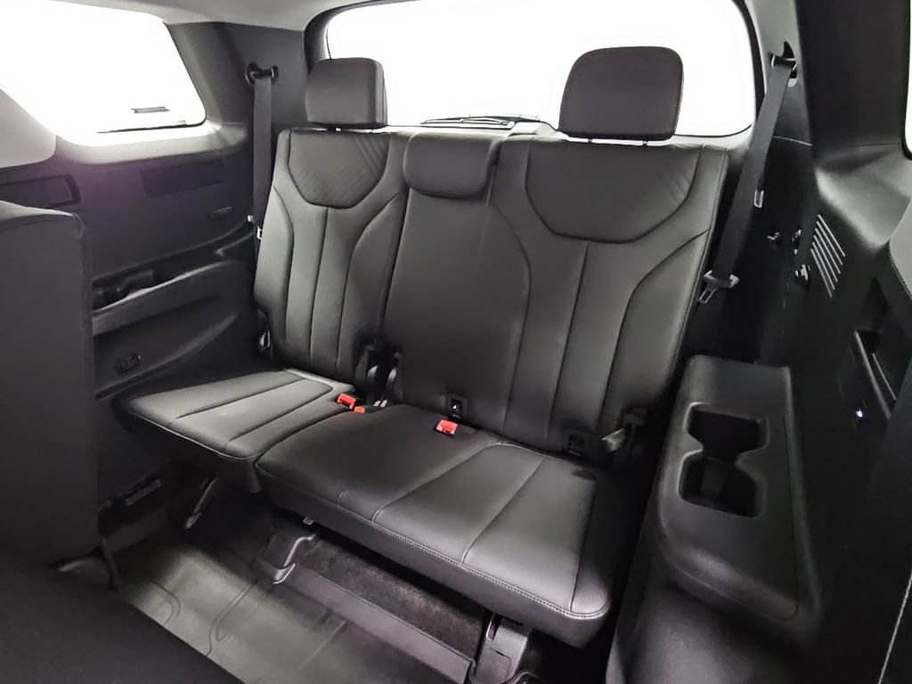 Used 2025 Hyundai Palisade SEL image 35