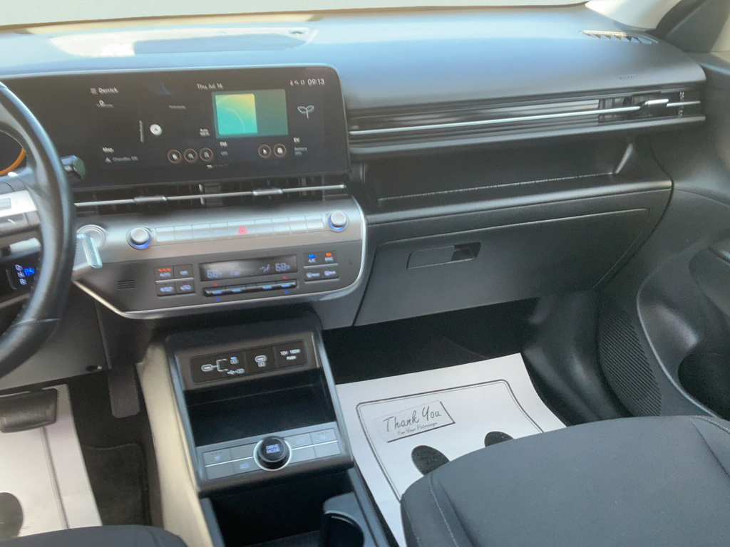 Used 2024 Hyundai Kona SEL FWD image 16