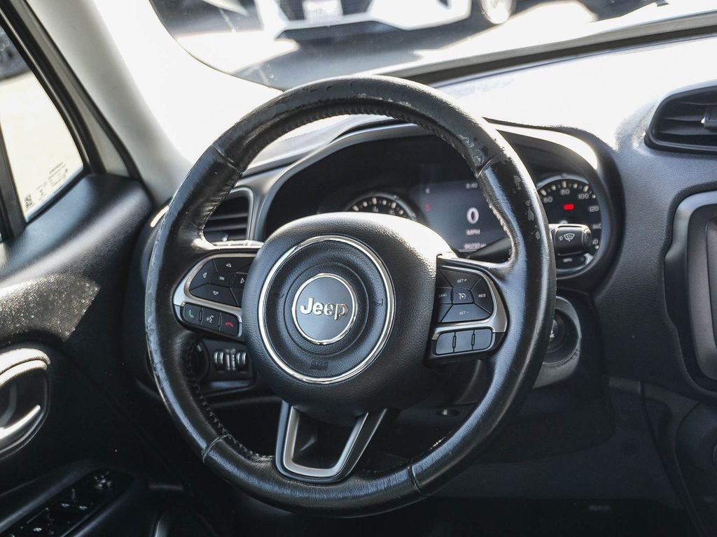Used 2018 Jeep Renegade Limited w/ Safety & Security Group FWD image 16