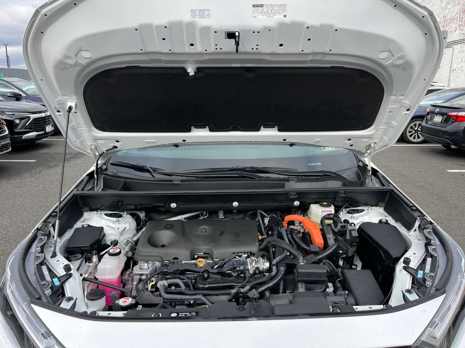 Used 2025 Toyota RAV4 LE image 31