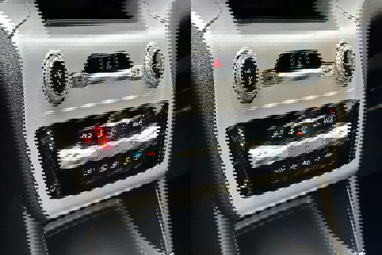 Used 2023 Ford Explorer XLT w/ Equipment Group 202A image 20