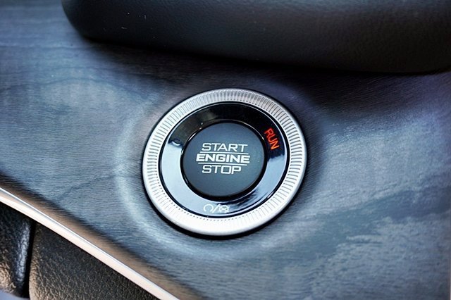 New 2023 Jeep Grand Cherokee Limited 4xe image 35