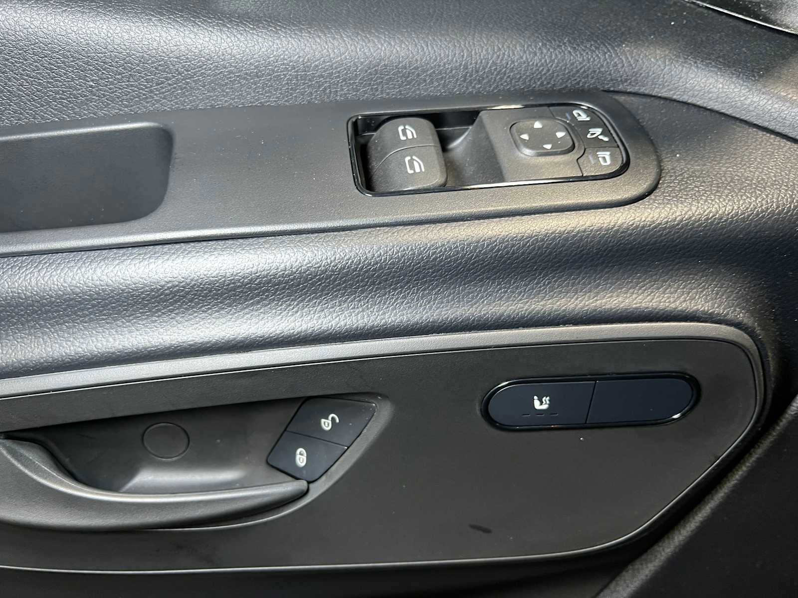 Used 2025 Mercedes-Benz Sprinter 2500 image 19