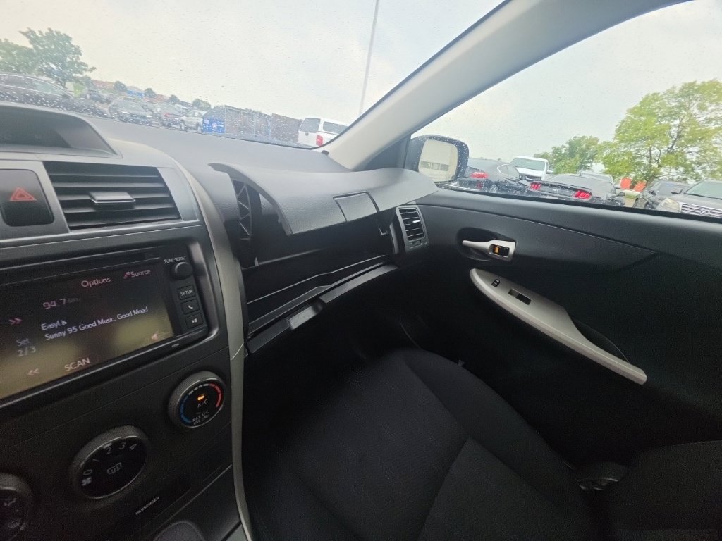 Used 2013 Toyota Corolla S FWD image 20