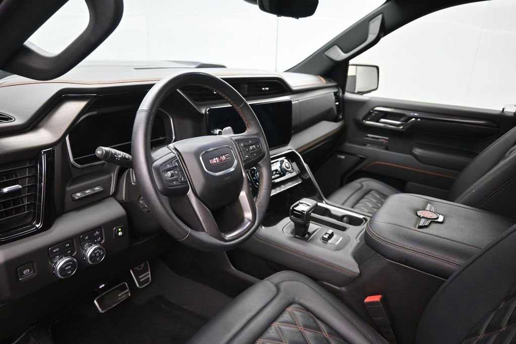 Used 2023 GMC Sierra 1500 AT4 w/ AT4 Premium Package AWD/4WD image 18