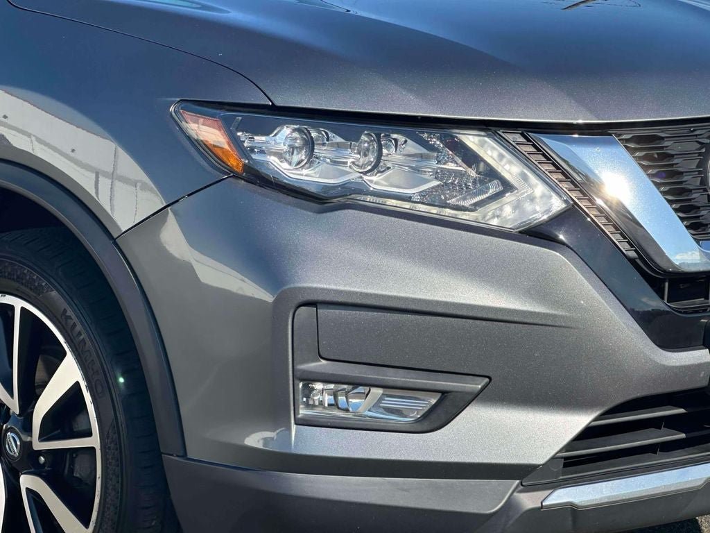 Used 2019 Nissan Rogue SL w/ Premium Package AWD/4WD image 8