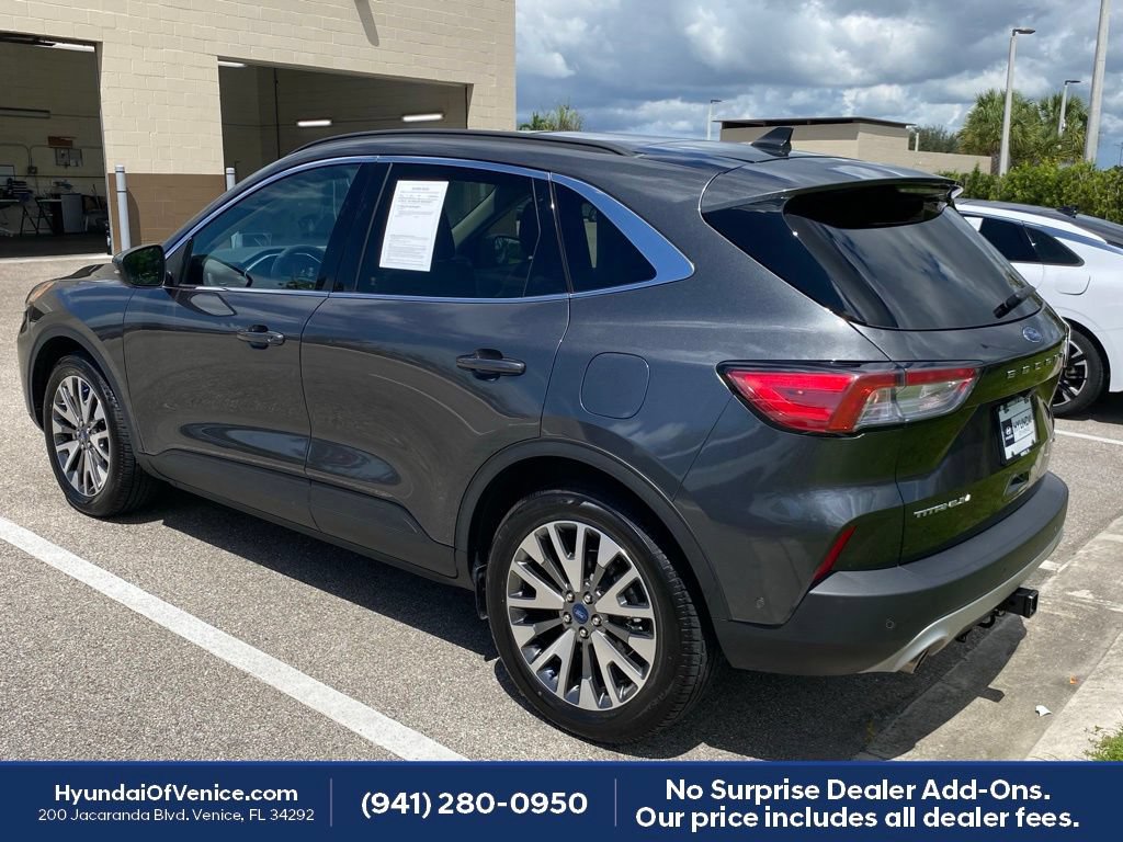 Used 2020 Ford Escape Titanium w/ Titanium Premium Package 2.0 AWD/4WD image 13