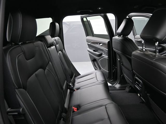New 2026 Jeep Grand Cherokee Limited image 19