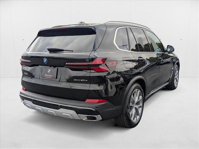 Used 2026 BMW X5 xDrive50e w/ Parking Assistance Package video 2