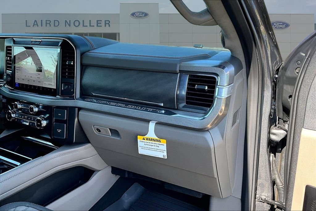 New 2026 Ford F250 Platinum w/ Platinum Plus Package AWD/4WD image 30