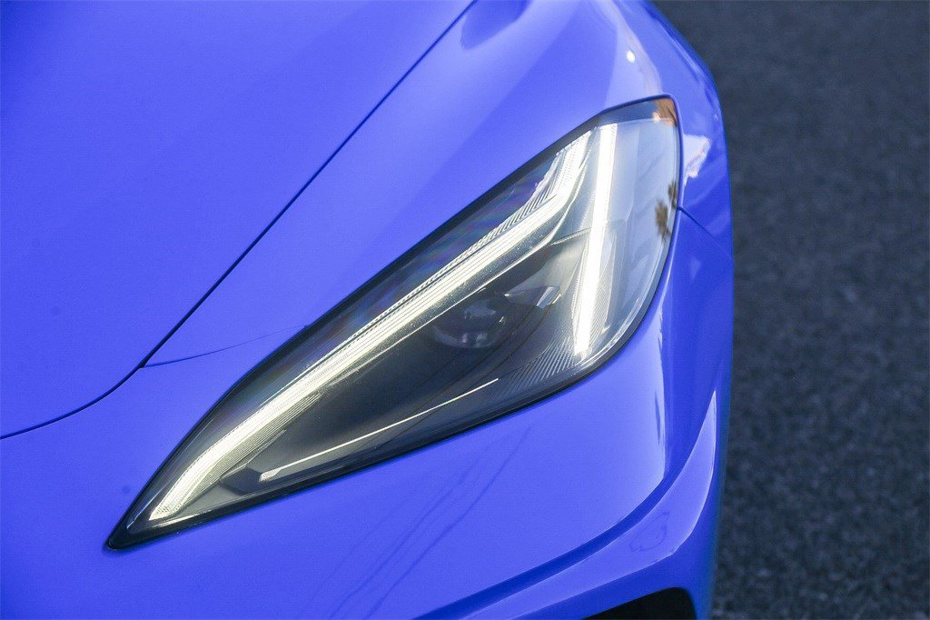 Used 2023 Chevrolet Corvette Stingray Coupe w/ Z51 Performance Package image 4