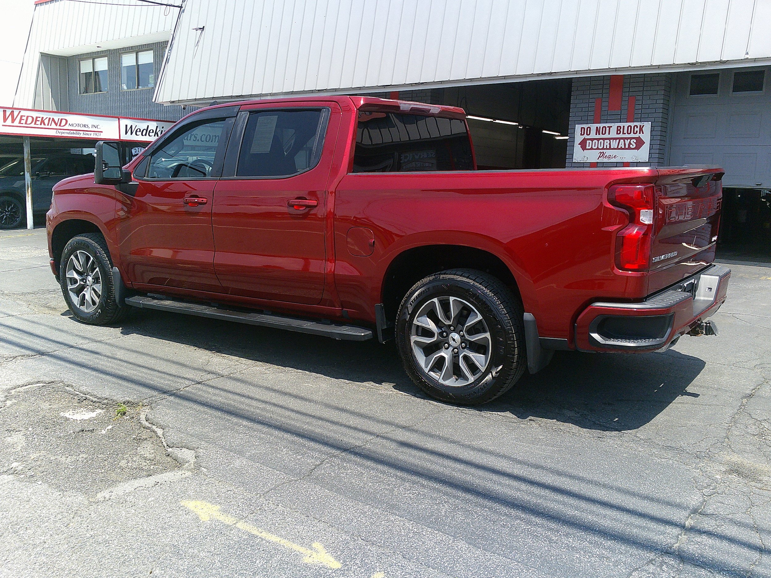 Used 2021 Chevrolet Silverado 1500 RST AWD/4WD image 12