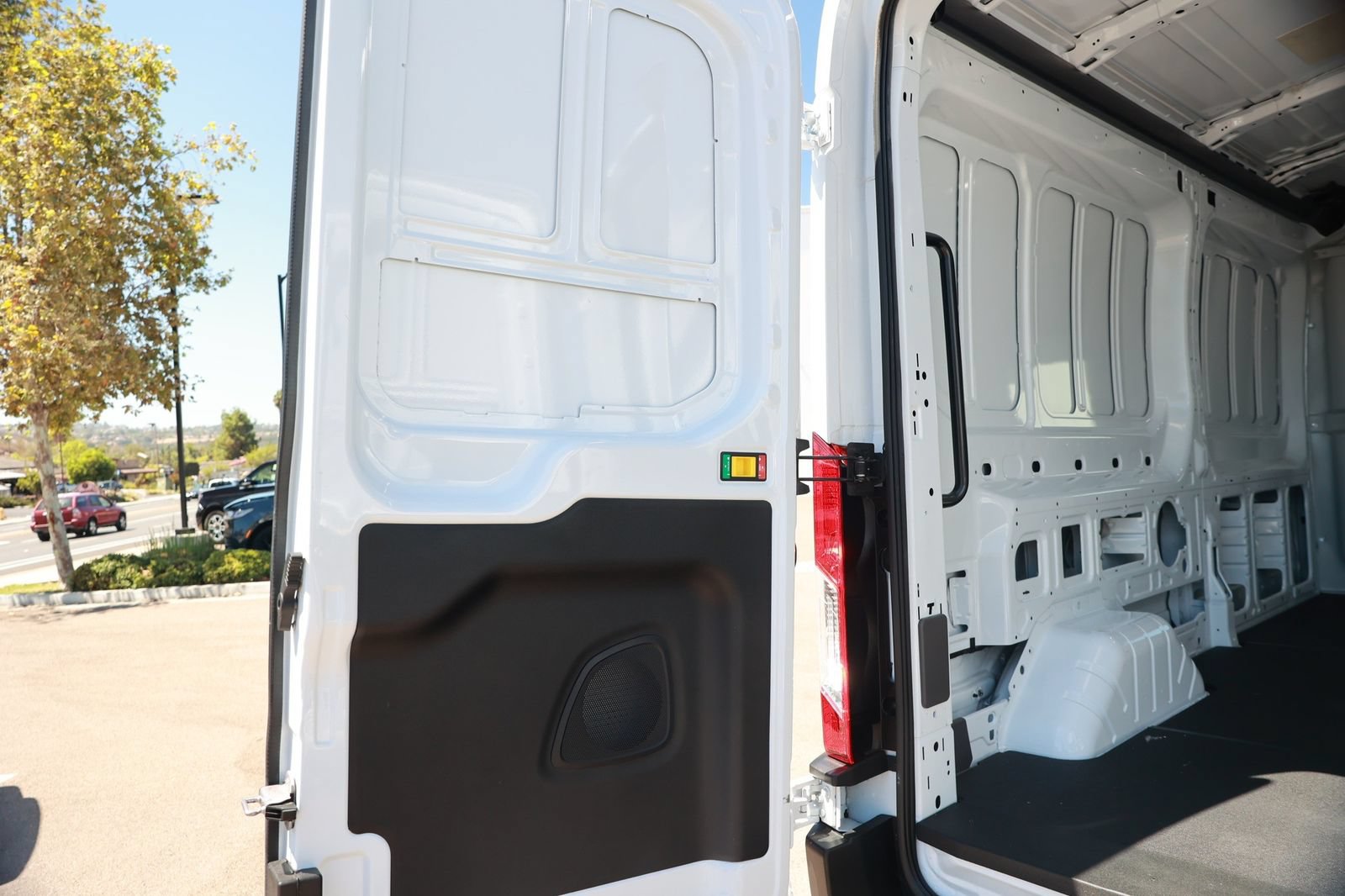Used 2024 Ford Transit 350 148 Medium Roof AWD image 40