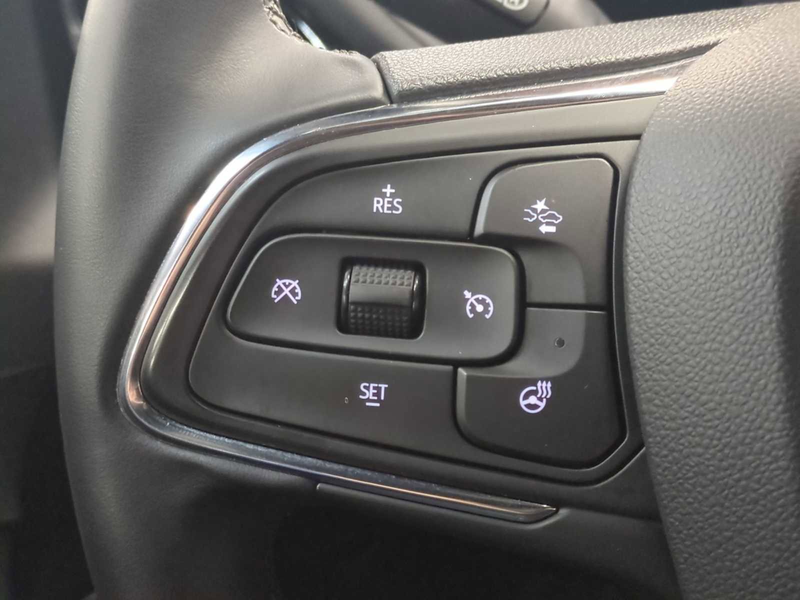 Used 2025 Buick Envista Avenir image 23