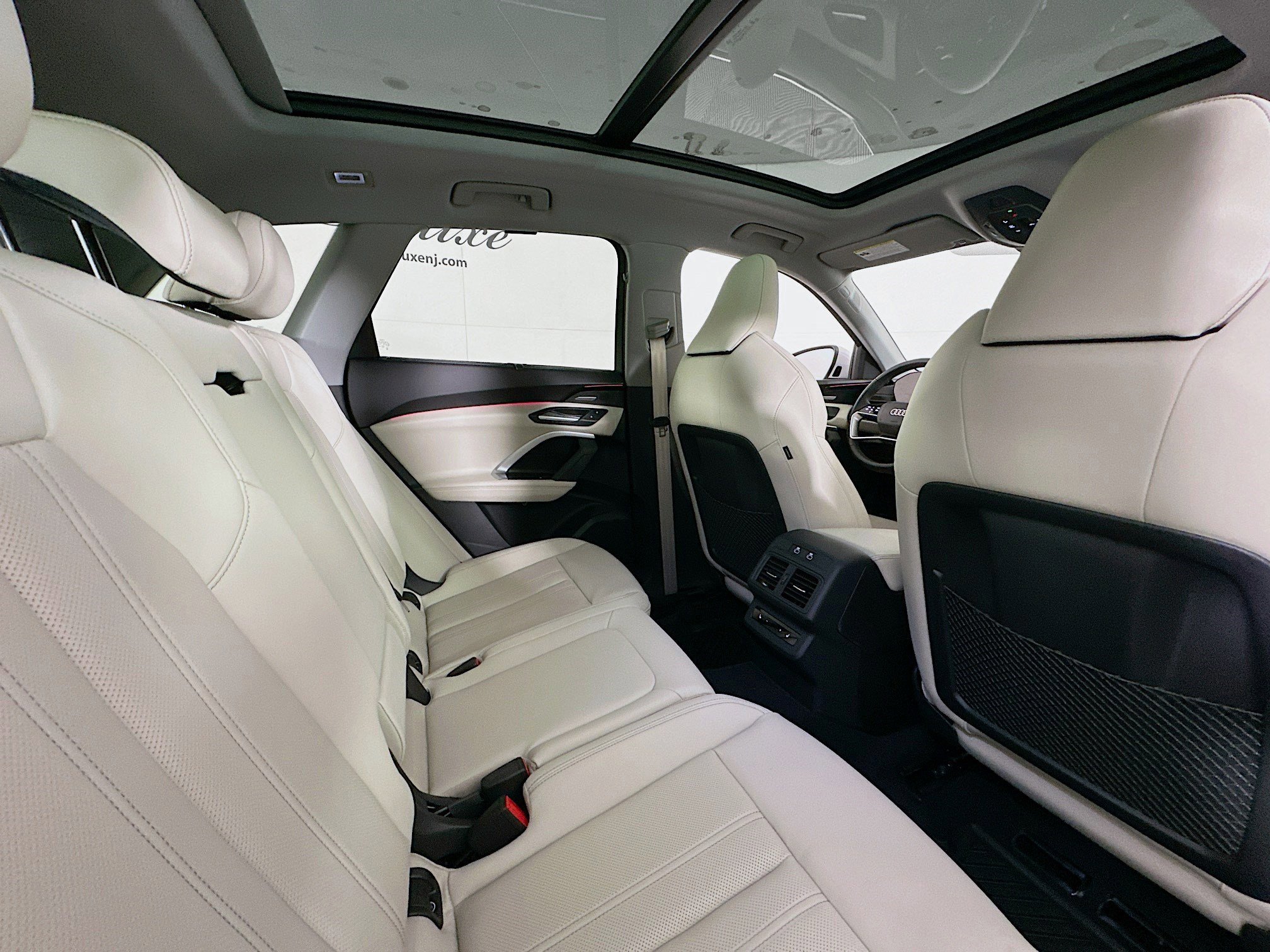 Used 2025 Audi Q5 Prestige image 29