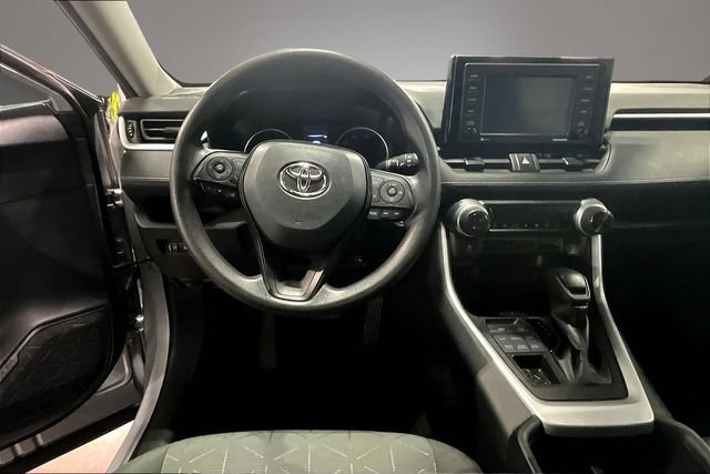Used 2022 Toyota RAV4 XLE AWD/4WD image 8