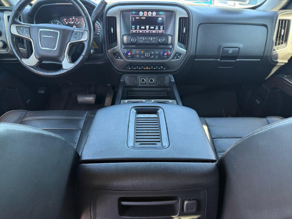 Used 2017 GMC Sierra 2500 Denali w/ Duramax Plus Package AWD/4WD image 13