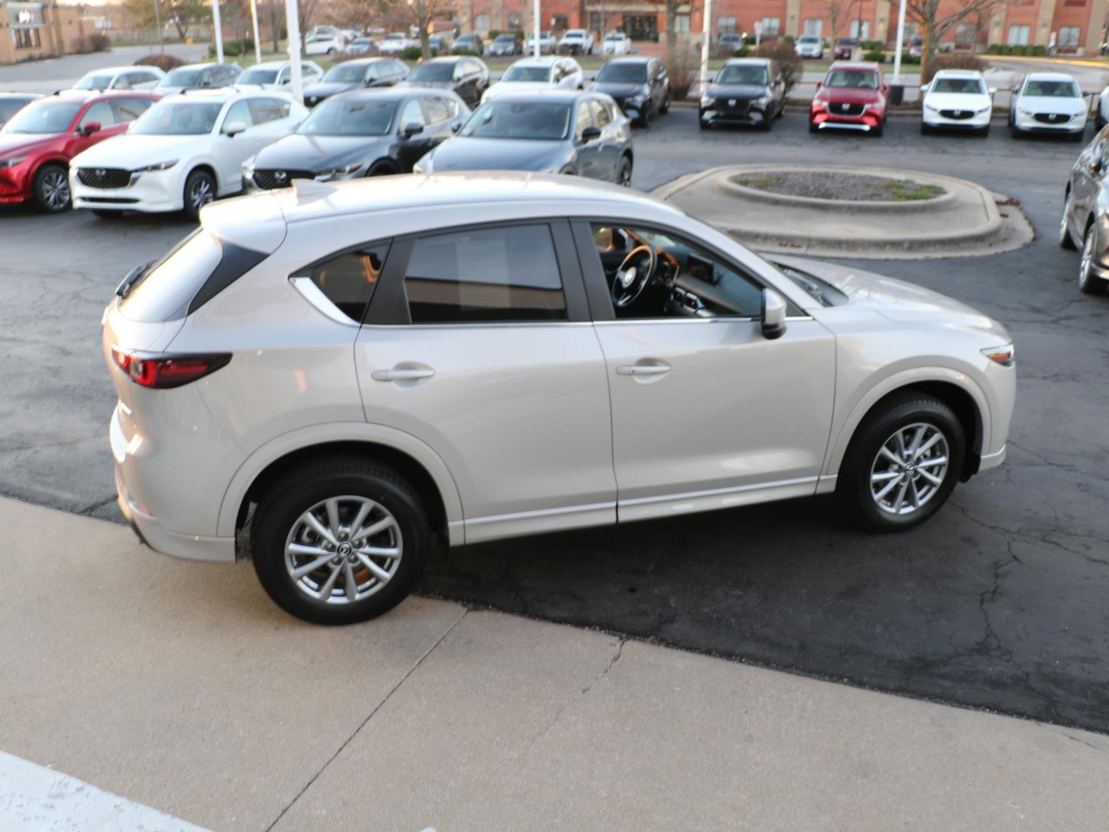 Certified 2025 MAZDA CX-5 AWD 2.5 S w/ Select Package image 5