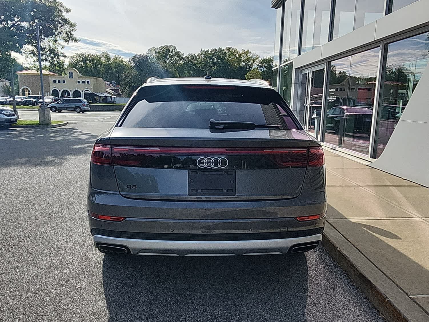 Certified 2025 Audi Q8 Premium Plus AWD/4WD image 6