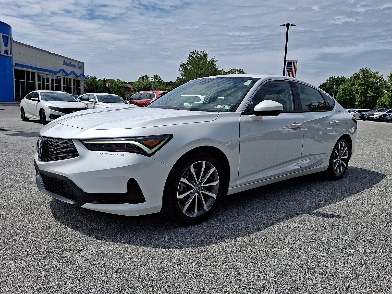 Used 2025 Acura Integra FWD image 3