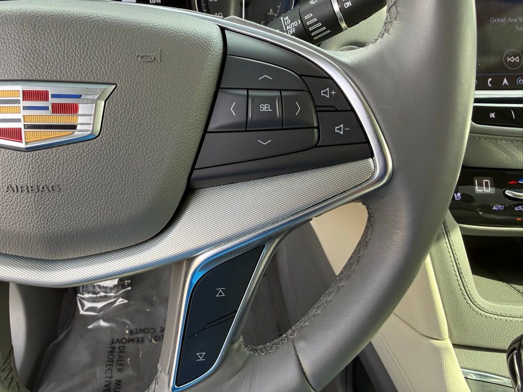 Used 2021 Cadillac XT5 Premium Luxury image 27