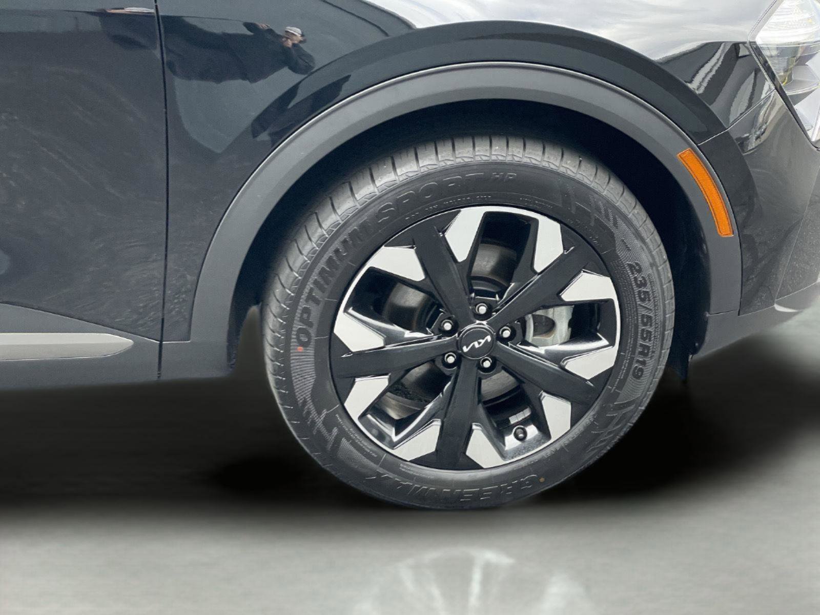 Used 2023 Kia Sportage X-Line w/ X-Line Premium Package AWD/4WD image 32