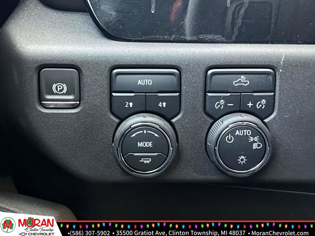 Certified 2025 Chevrolet Silverado 1500 LT image 25