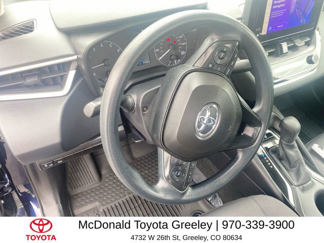 Used 2025 Toyota Corolla LE FWD image 14