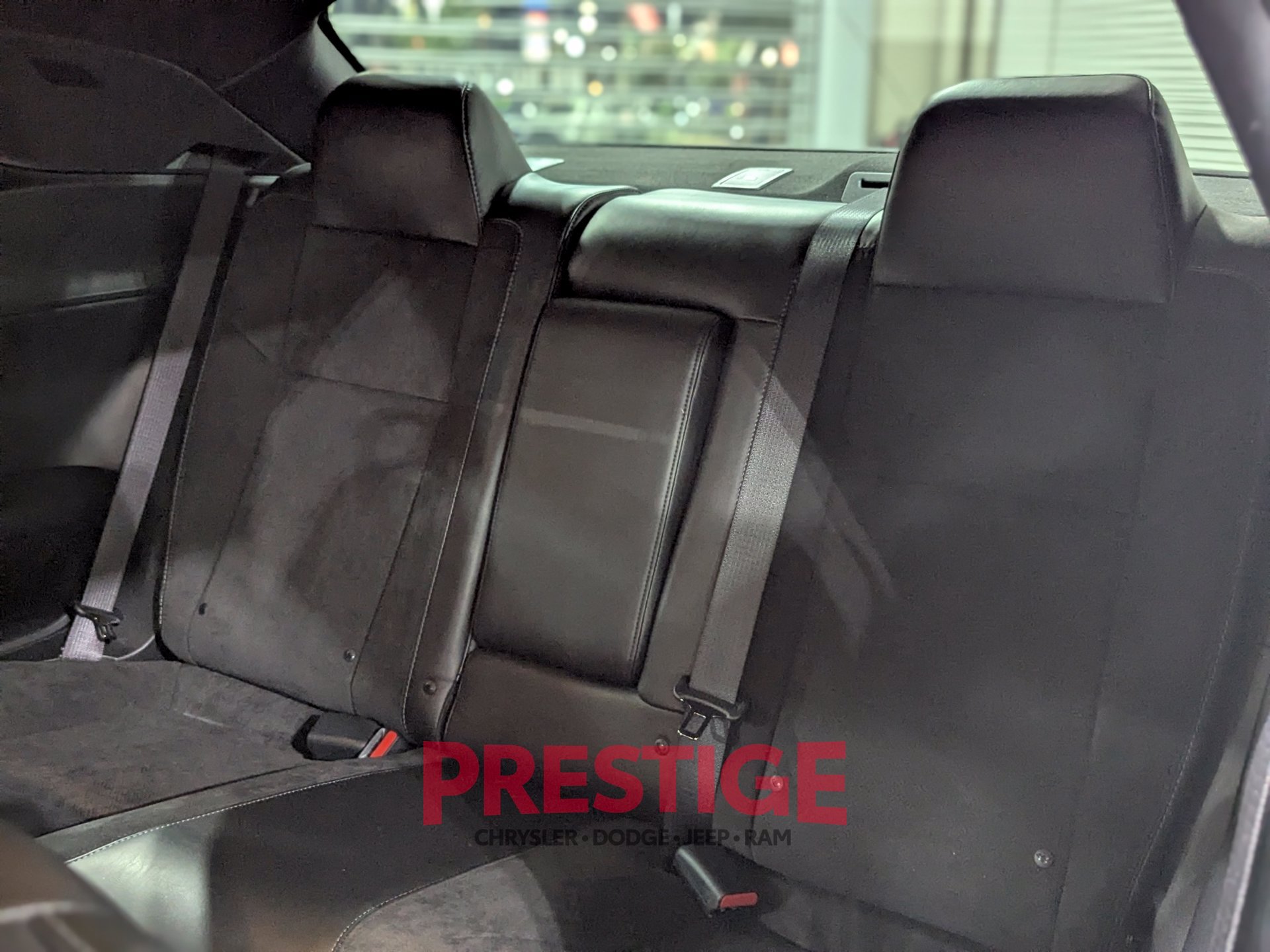 Used 2022 Dodge Challenger R/T Scat Pack w/ Dynamics Package RWD image 27