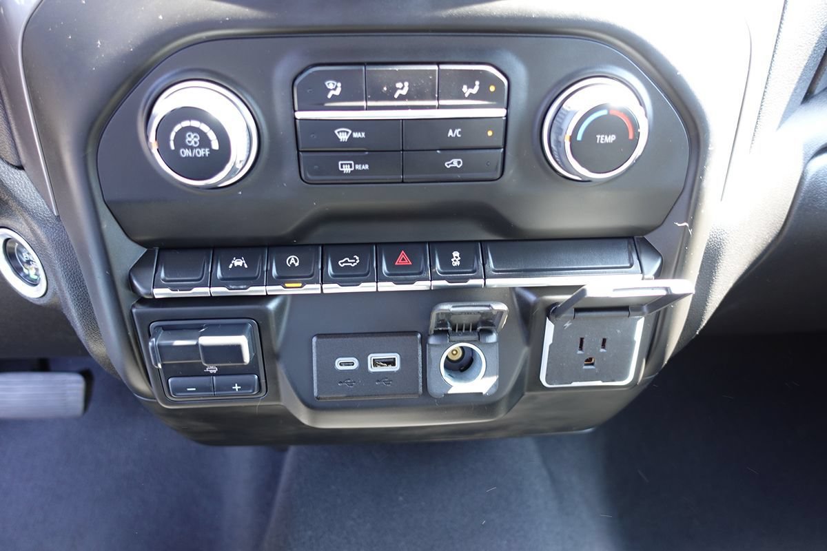 Used 2024 Chevrolet Silverado 1500 Custom AWD/4WD image 41