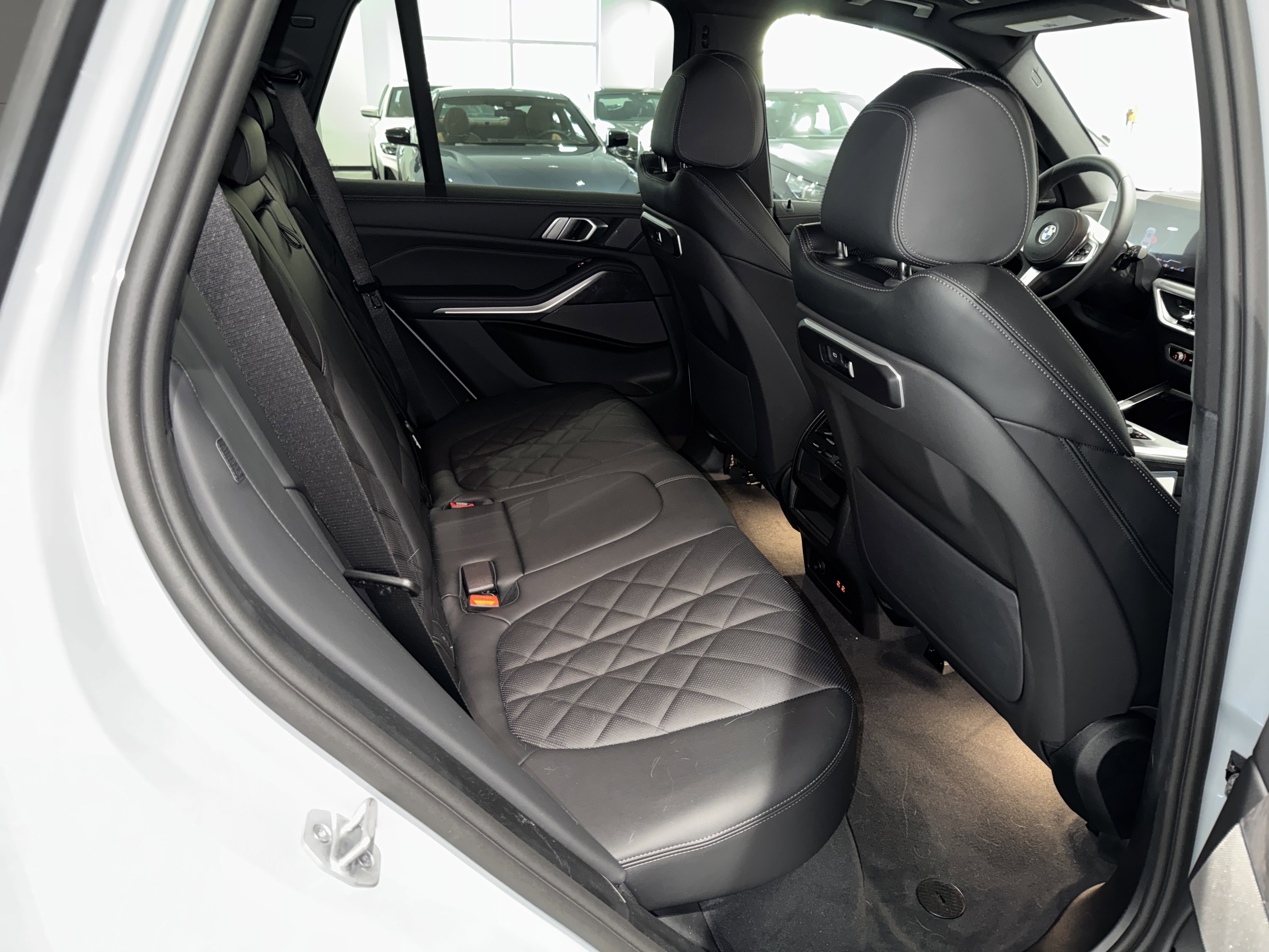 New 2026 BMW X5 sDrive40i w/ M Sport Package image 11