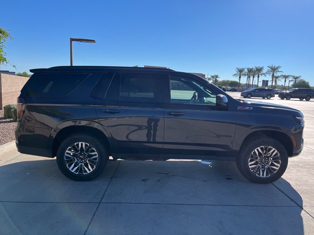 Used 2025 Chevrolet Tahoe Z71 AWD/4WD image 8
