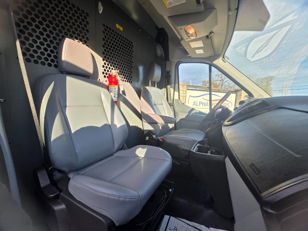 Used 2015 Ford Transit 250 130 Medium Roof image 9