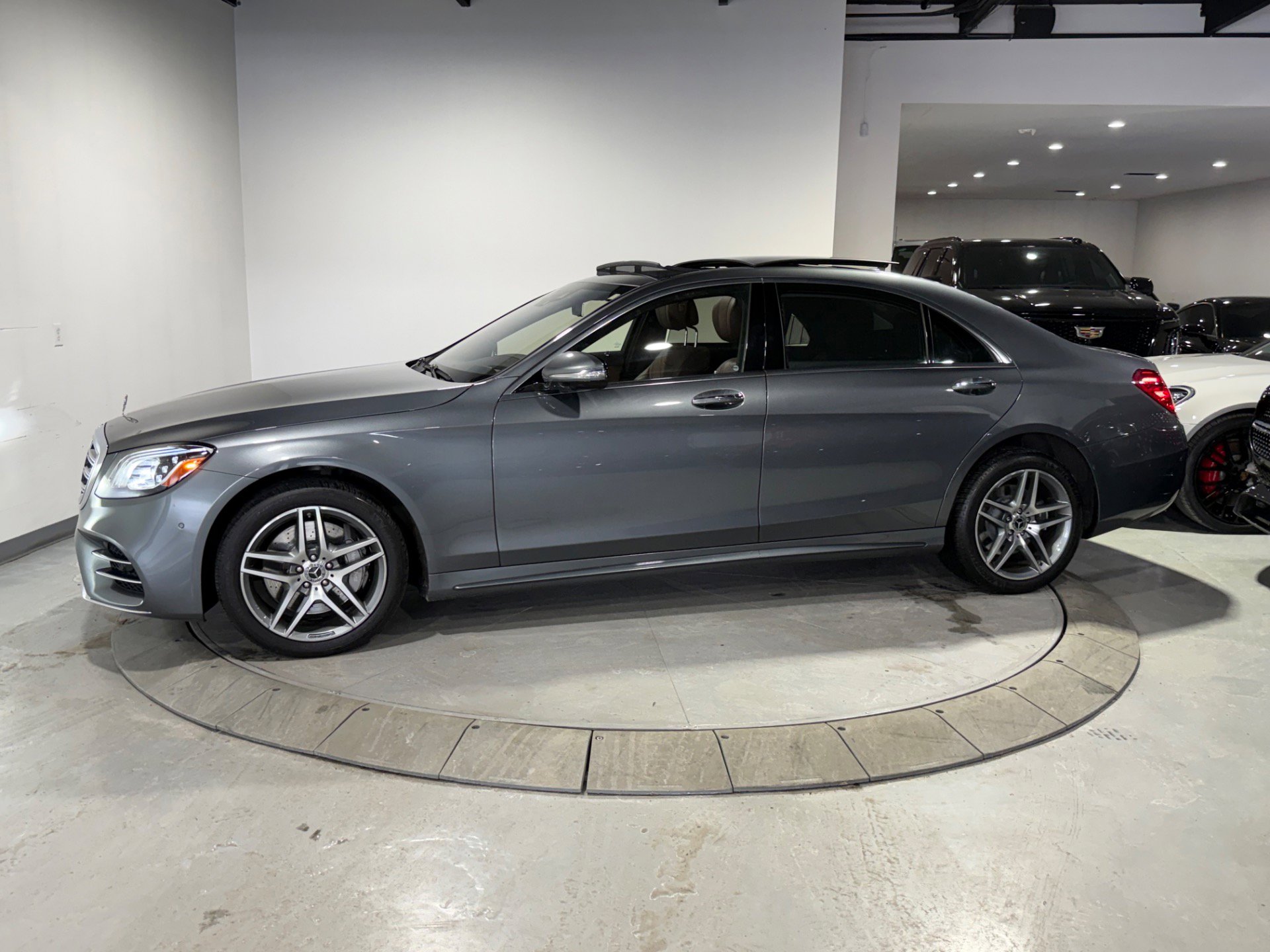 Used 2018 Mercedes-Benz S 450 S 450 4MATIC w/ AMG Line Exterior image 8