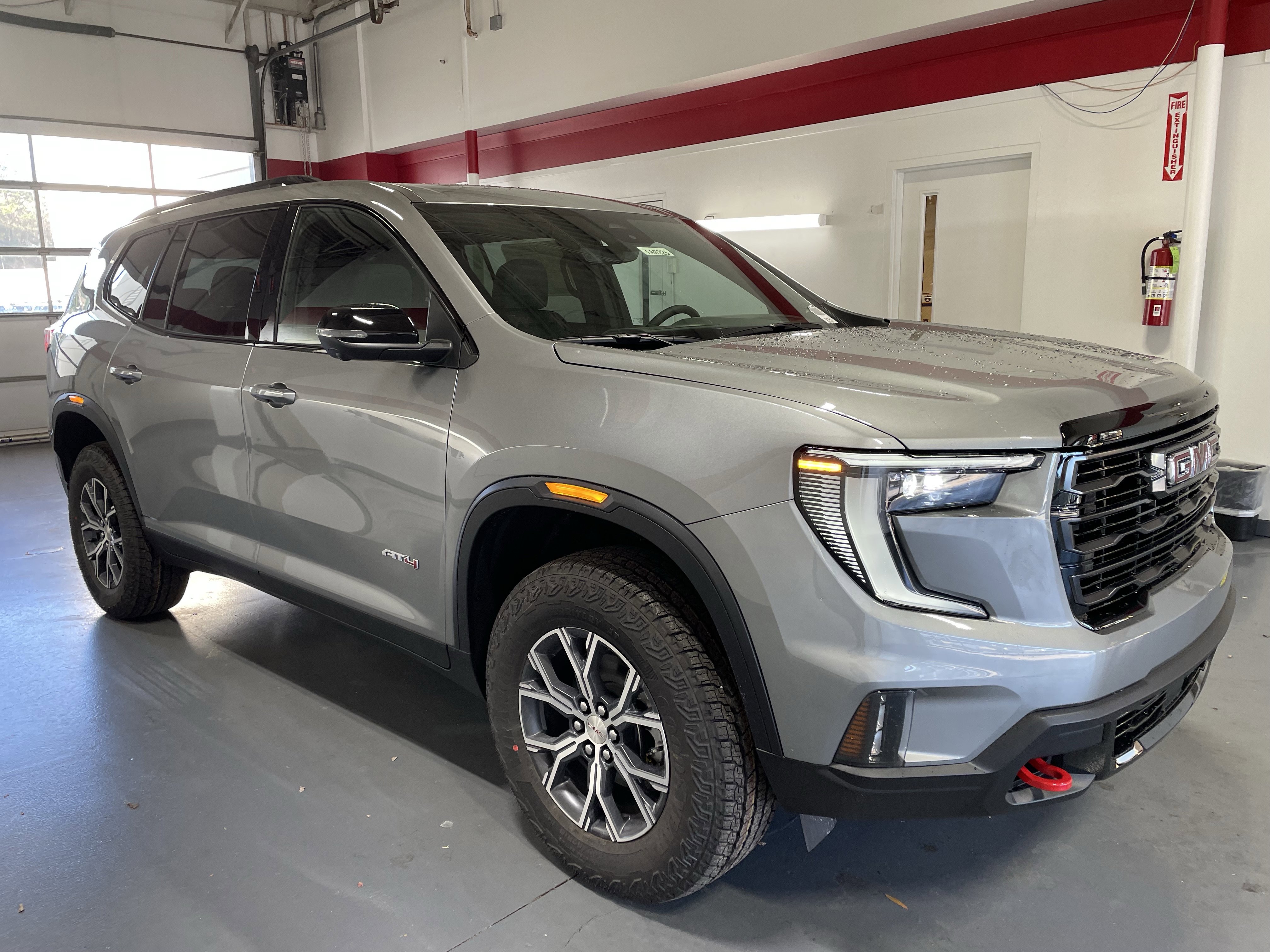 New 2026 GMC Acadia AT4 w/ Luxury Package image 3