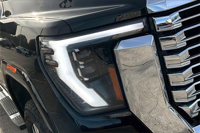 Used 2025 GMC Sierra 2500 Denali w/ Denali Reserve Package image 33